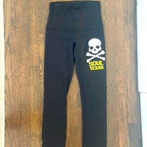 Lululemon x SoulCycle Texas Black 3/4 Leggings